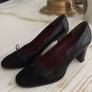 Mila Paoli Black Leather 3” Sturdy Quality Heels